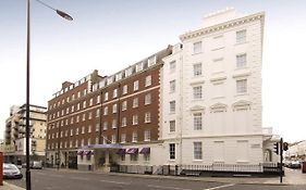 Premier Inn London Victoria Hotel